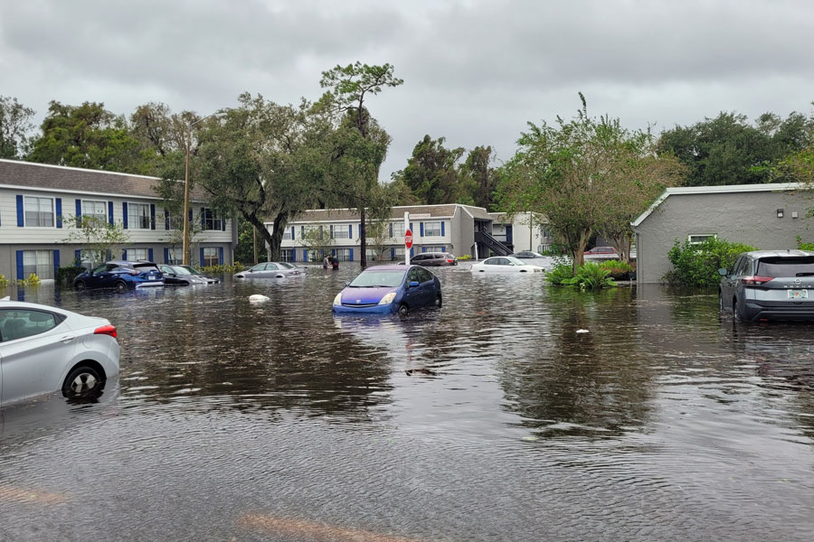 Flooding waters from Hurricane Ian in an Orlando neighborhood. September 29 2022. File photo: America365, Shutter Stock, licensed.