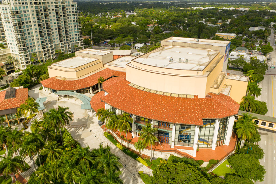 Broward Center For Performing Arts Could Lose Liquor License, Ability To Operate After “A Drag Queen Christmas” Show Hosts Kids