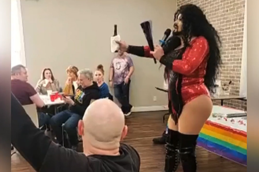 A Blaze TV host attended a drag bingo event on Saturday in the city of Princeton, Texas inside a community center where according to the Gateway Pundit, was guarded by armed members of ANTIFA. Image: Libs of TikTok / Twitter