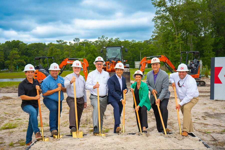 Cross Regions Group announces the groundbreaking for the building that will become Jacksonville newest location at The Fountains at St. Johns. From left:
Edmundo Gonzalez, Cross Regions Group; Mike Cox, Dana B. Kenyon; Doug Smith, Cross Regions Group; Wally Barrs, SouthState Bank; David Ergisi, Cross Regions Group; Dr. Christine Sapienza, Jacksonville University; Joe Bajalia, Dana B. Kenyon; and Chris Chapman, Dana B. Kenyon.