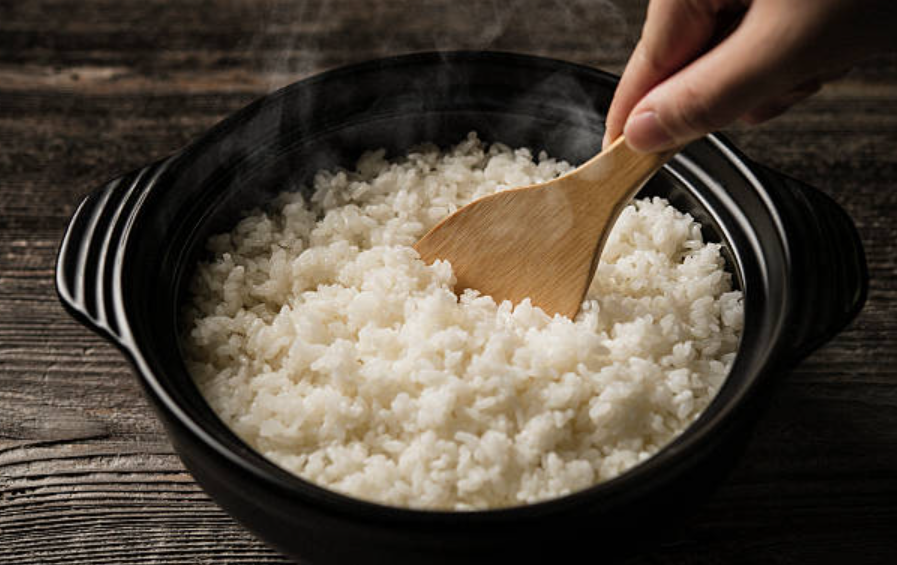 rice-rage-expert-confirms-risks-in-eating-day-old-rice-fueling-debate